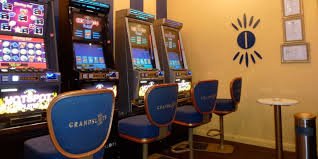 Multi-sport dashboard showing football, slots, and live casino interface
